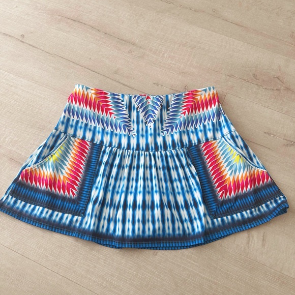 Lucky in Love Tennis/pickleball Set Skirt (M) & Tank (XL) Blue Multicolor Print - Picture 3 of 11